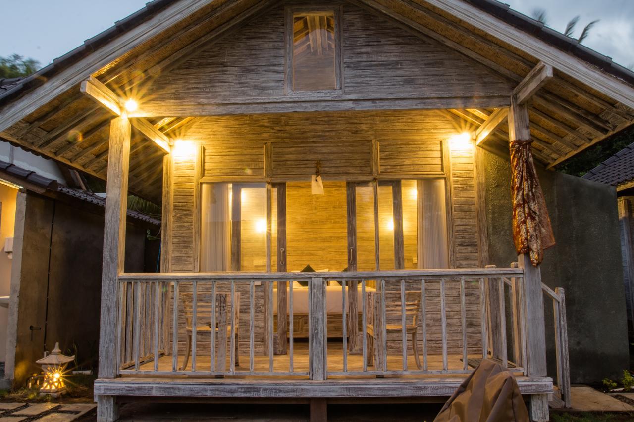 Отель The Syron Huts Lembongan Экстерьер фото