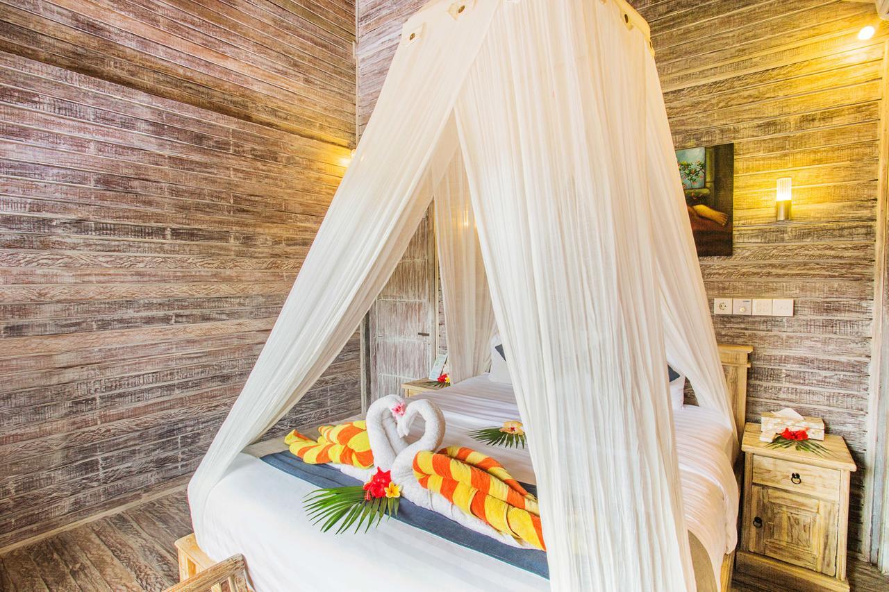 Отель The Syron Huts Lembongan Экстерьер фото