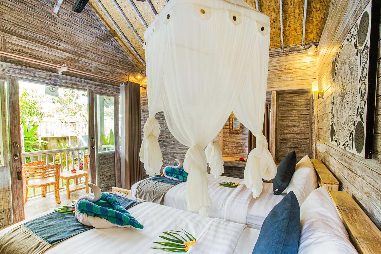 Отель The Syron Huts Lembongan Экстерьер фото