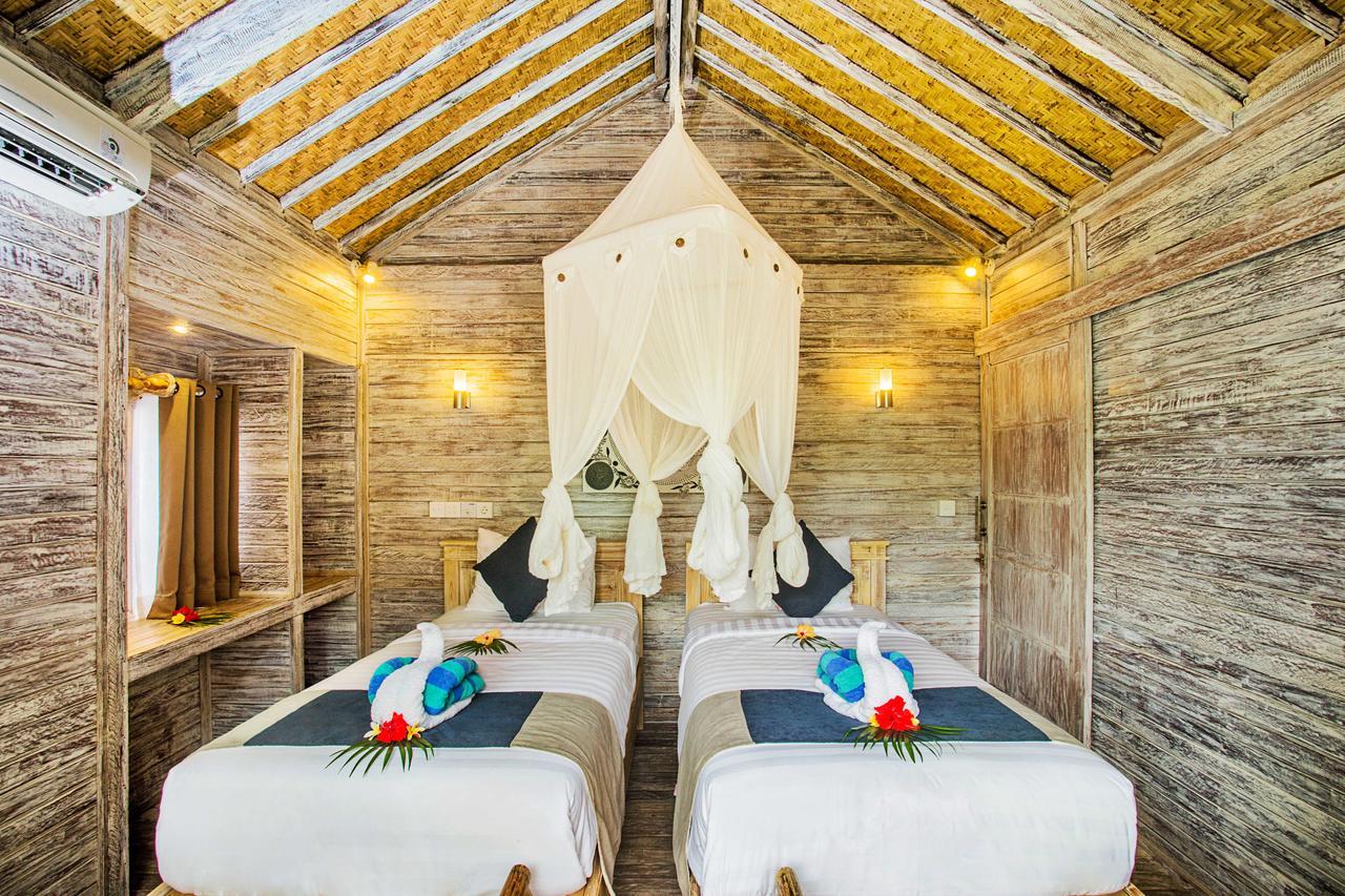 Отель The Syron Huts Lembongan Экстерьер фото