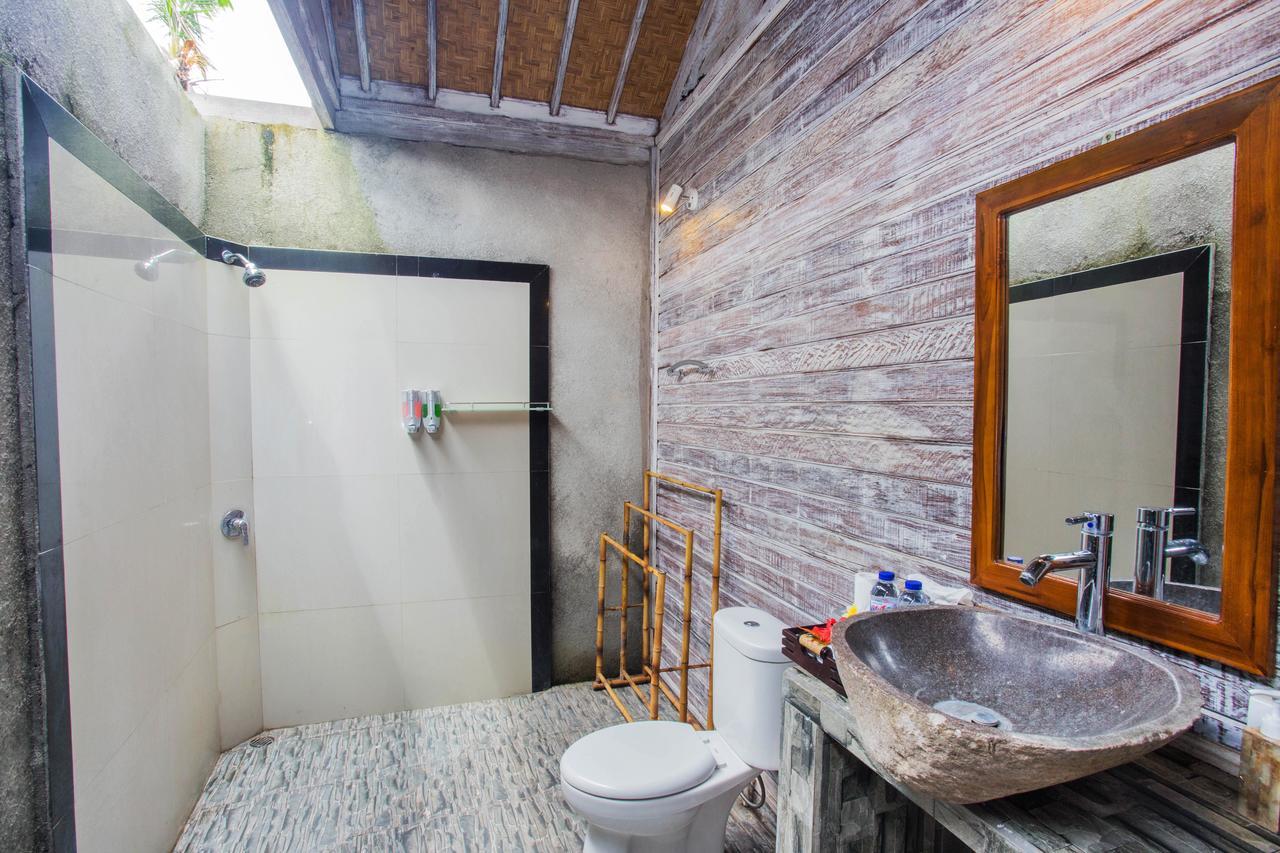 Отель The Syron Huts Lembongan Экстерьер фото