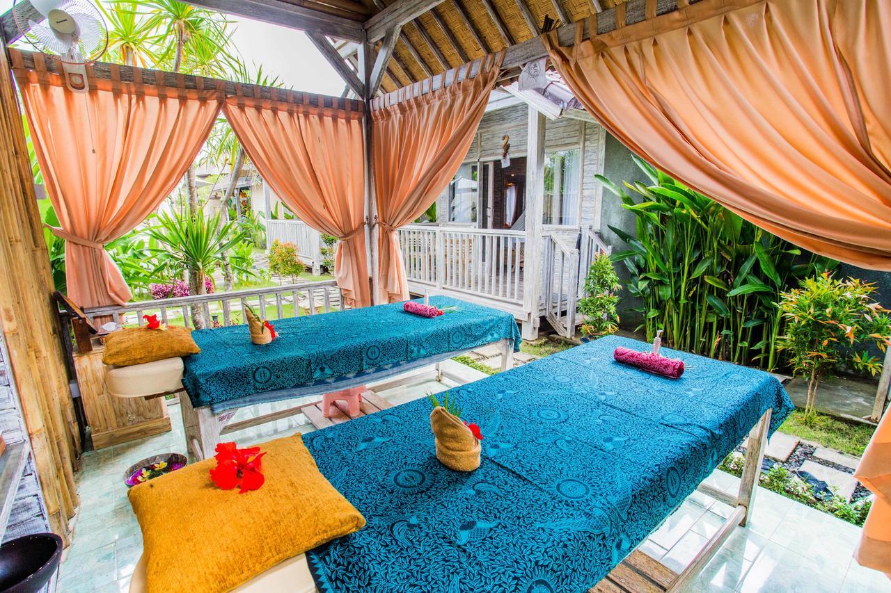 Отель The Syron Huts Lembongan Экстерьер фото
