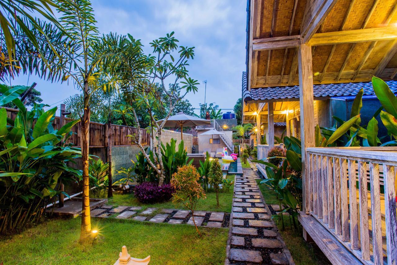 Отель The Syron Huts Lembongan Экстерьер фото